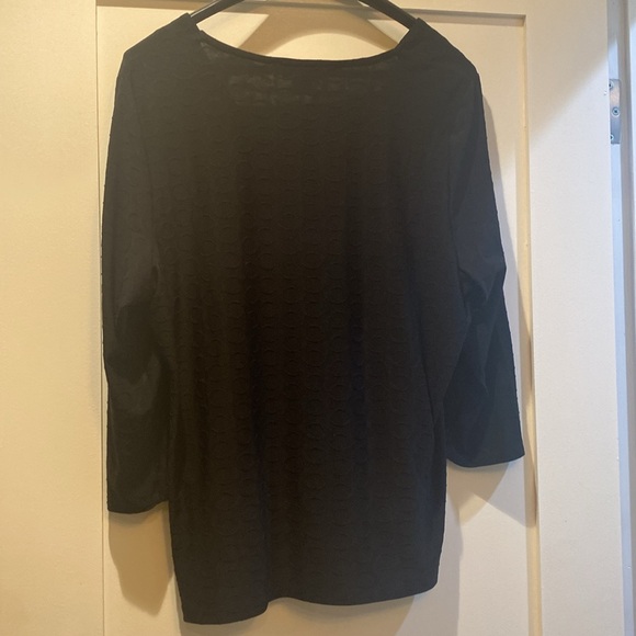 TanKay long sleeved top. Size Lg - Picture 6 of 6